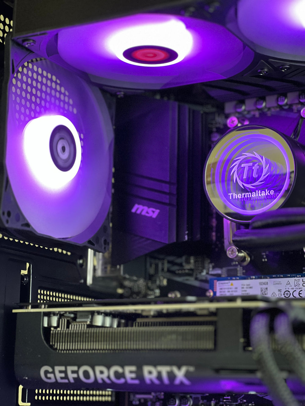 Prime View Gamer (Ryzen 9 5900X + RTX 5070 12GB + 32GB DDR4)