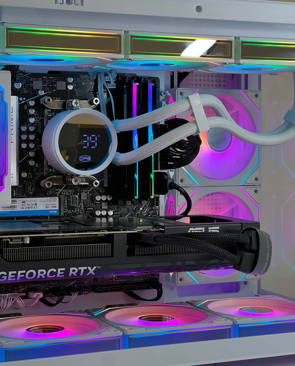 Hyper Trident Gamer (Ryzen 5 9600X + RTX 5070 12GB + 32GB DDR5)