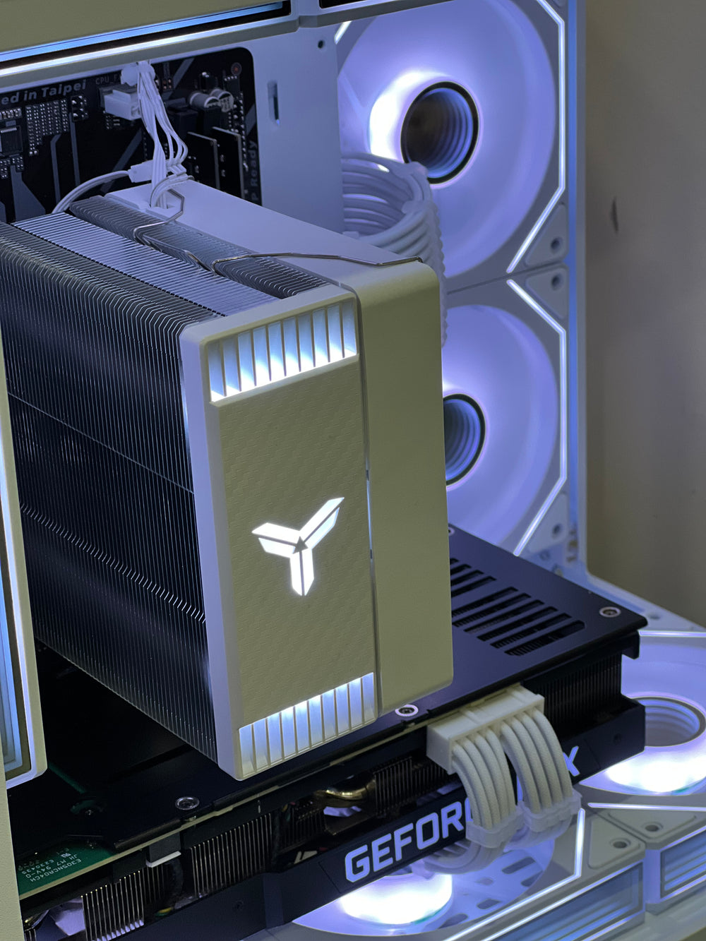 Longfinity GAMER (Ryzen 7 3700X + RTX 3080 10GB + 32GB DDR4)