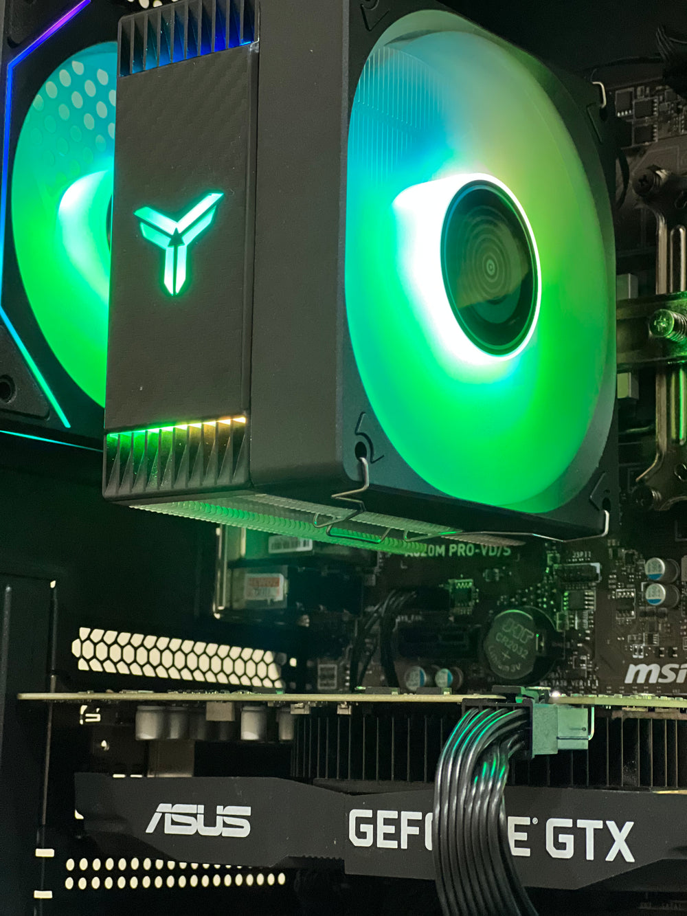 INFINITY CUBE BUDGET (Ryzen 5 3600 + GTX 1660 Ti + 16GB DDR4)