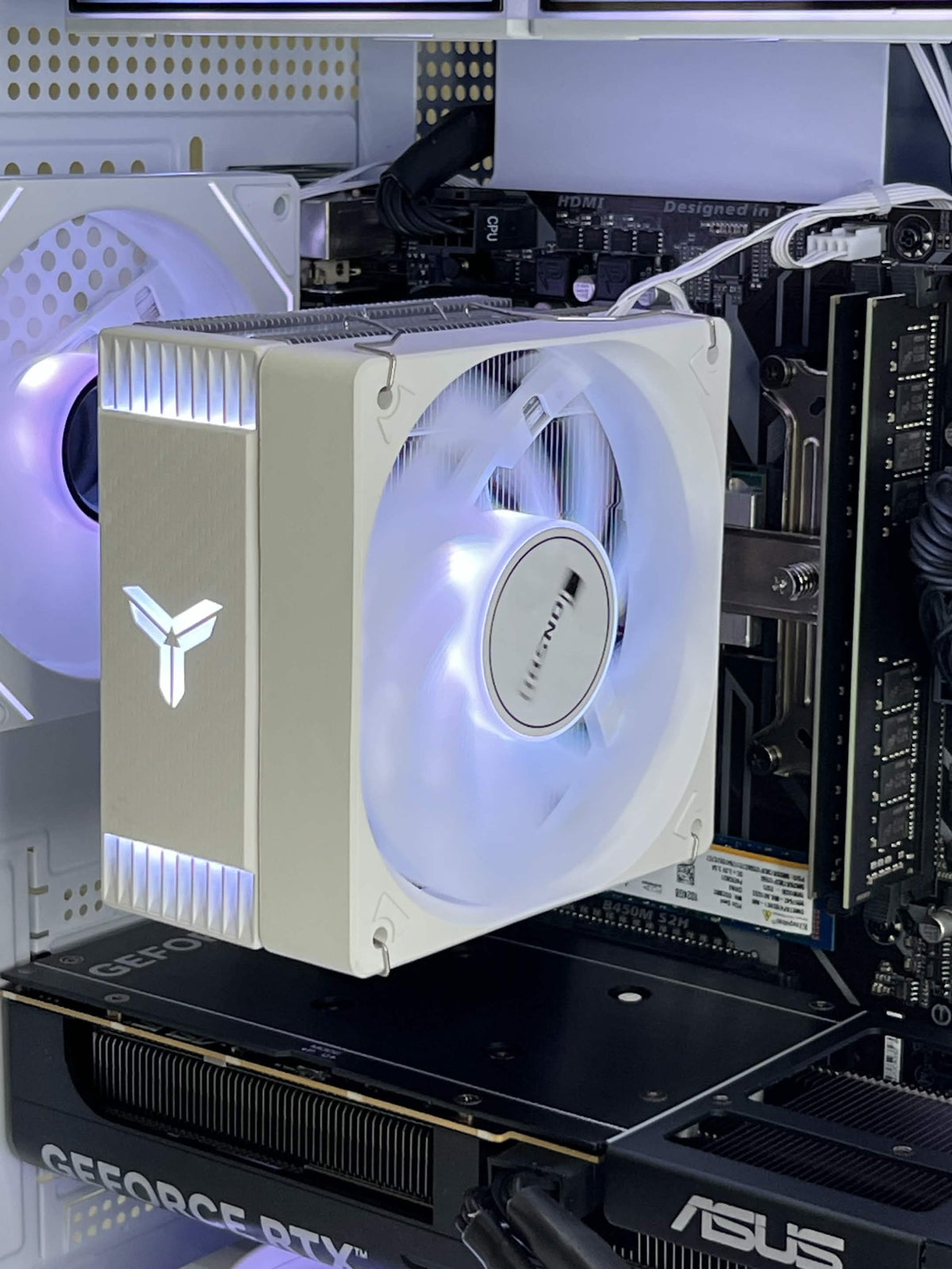 Infinity Cube Gaming PC (Ryzen 5 5600 + RTX 5060 + 32GB DDR4)