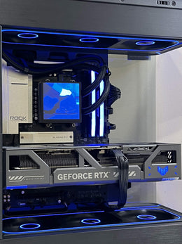 Evolve Gaming PC (Ryzen 7 9800X3D + RTX 5080 + 32GB DDR5)