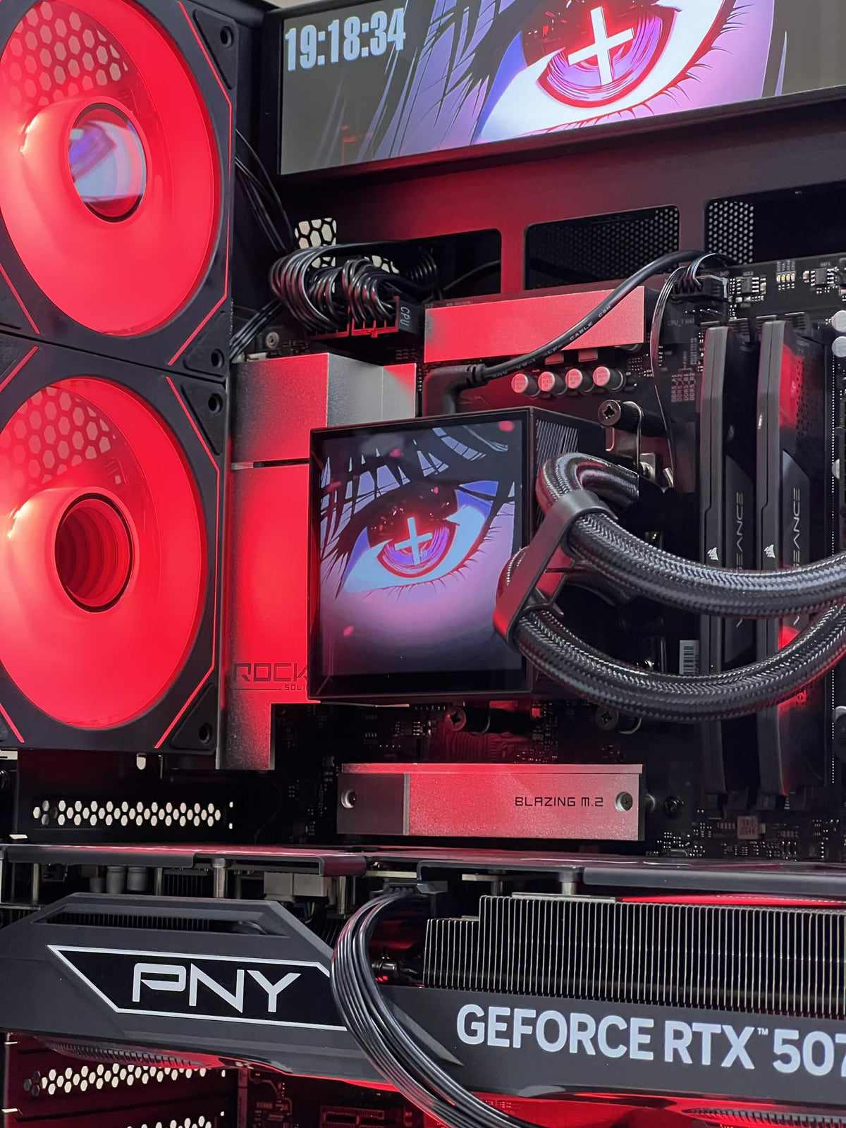 Rise Gaming PC (Ryzen 7 9700X + RTX 5070 TI + 32GB DDR5)