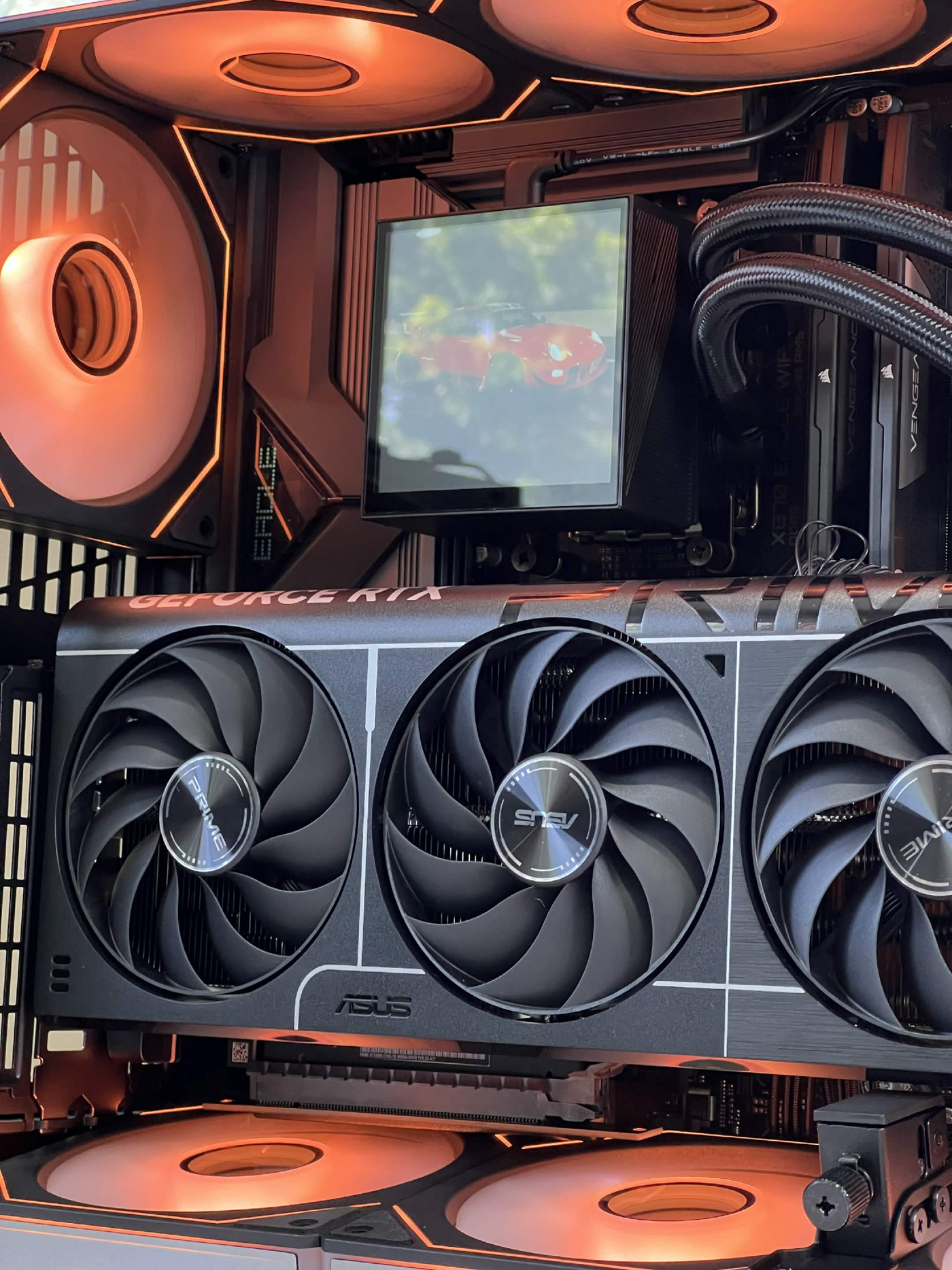 Vanguard Gaming PC (Ryzen 7 9800X3D + RTX 5080 + 32GB DDR5)